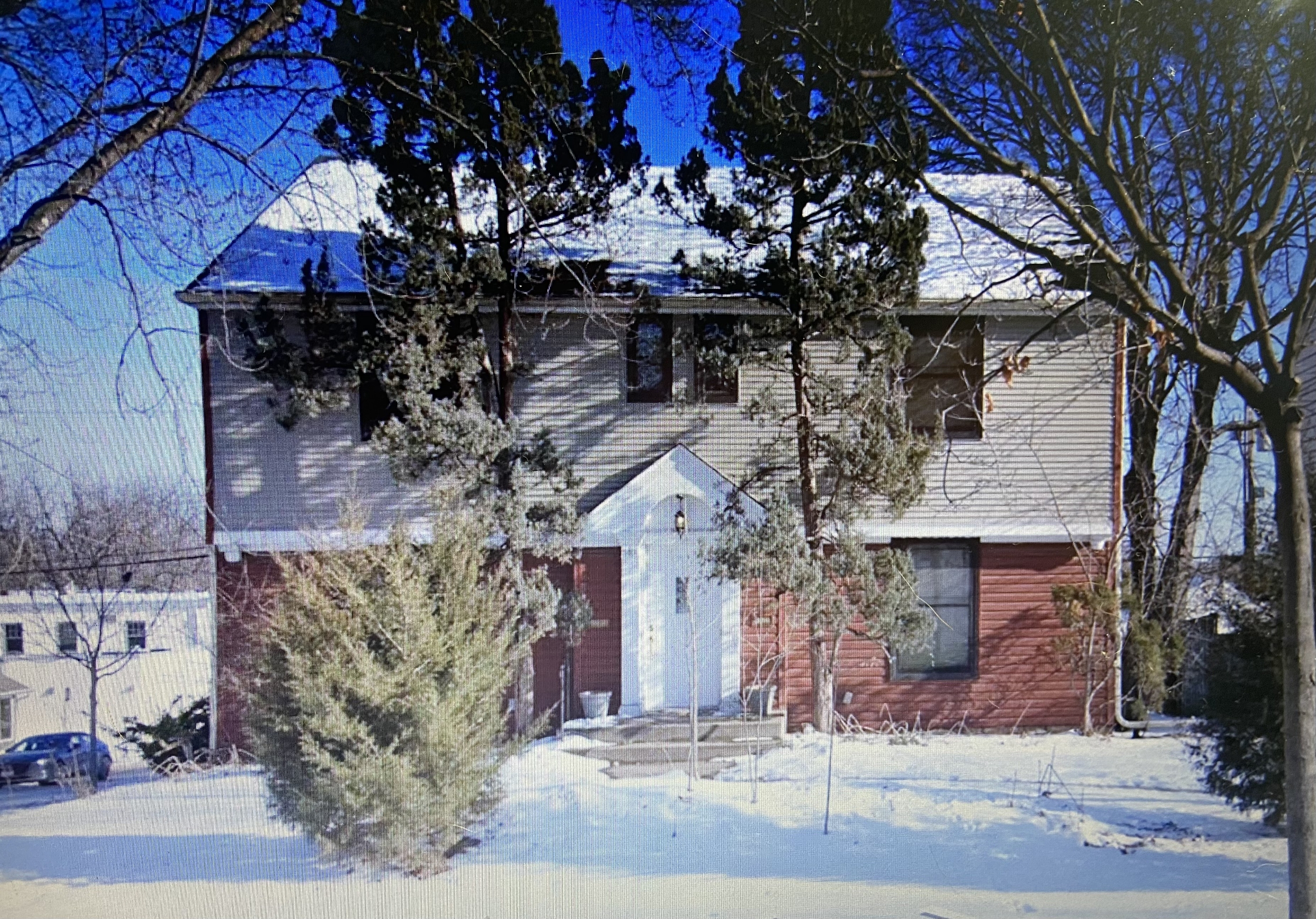 Property main image
