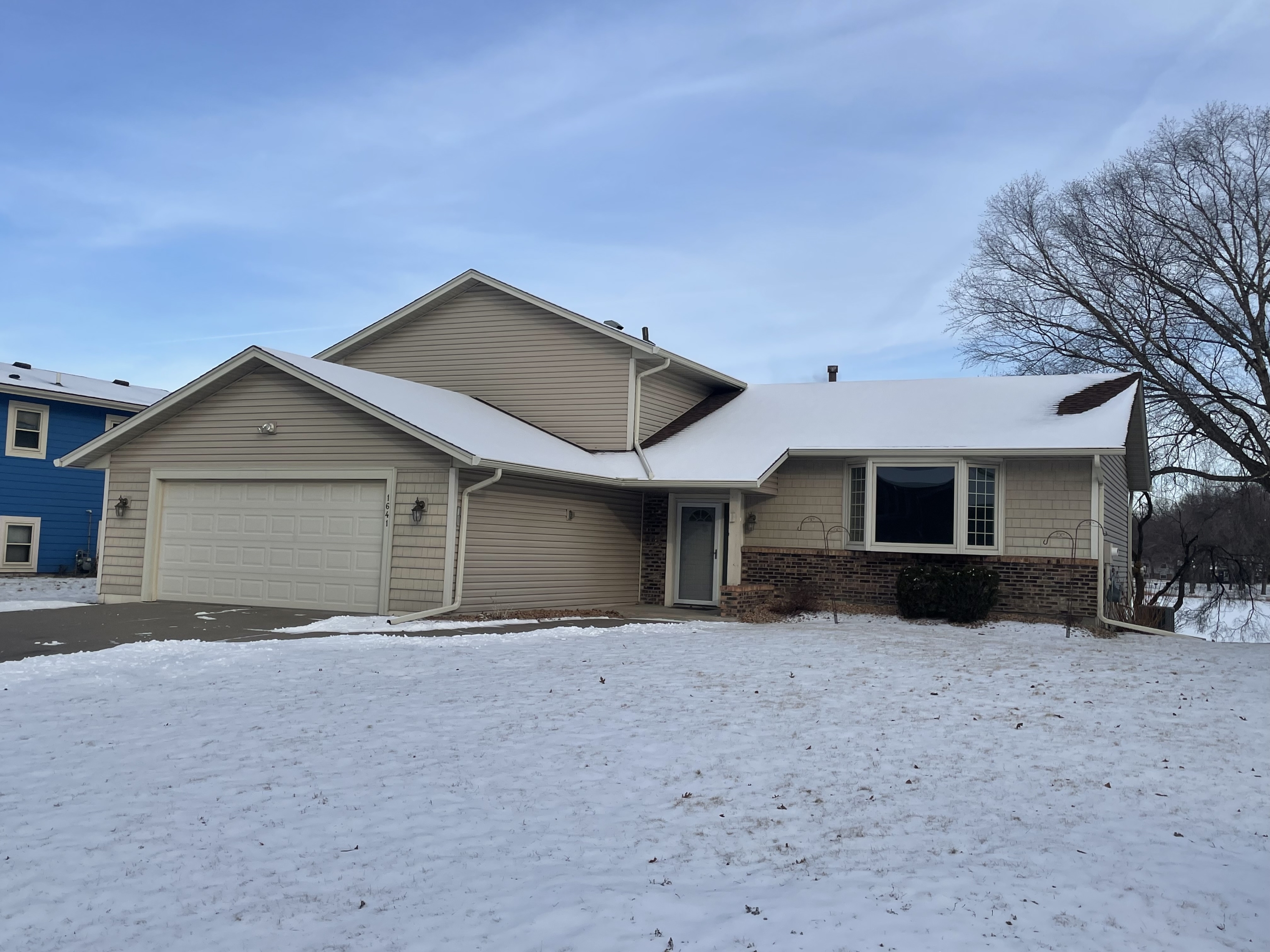 Property thumbnail image