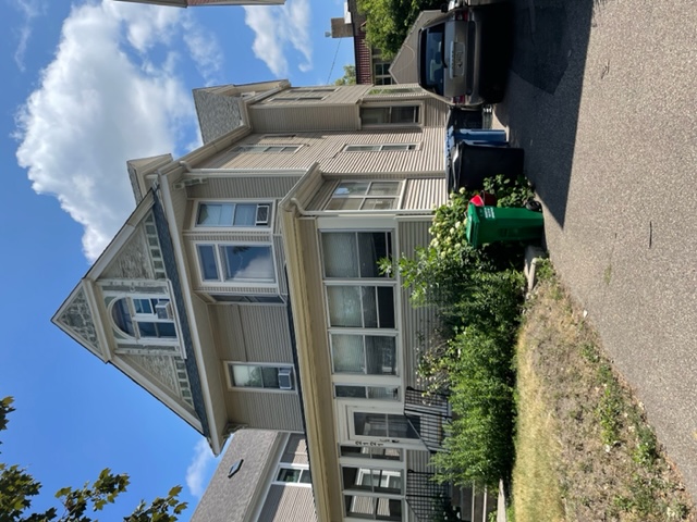 2121 Bryant Ave S - Unit 3