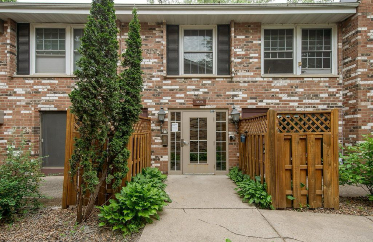 4584 Cedar Lake Road South - Unit 2