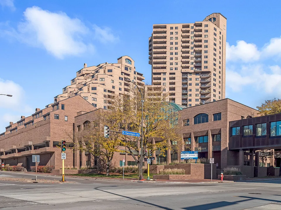 20 Northeast 2nd Street Apt P803