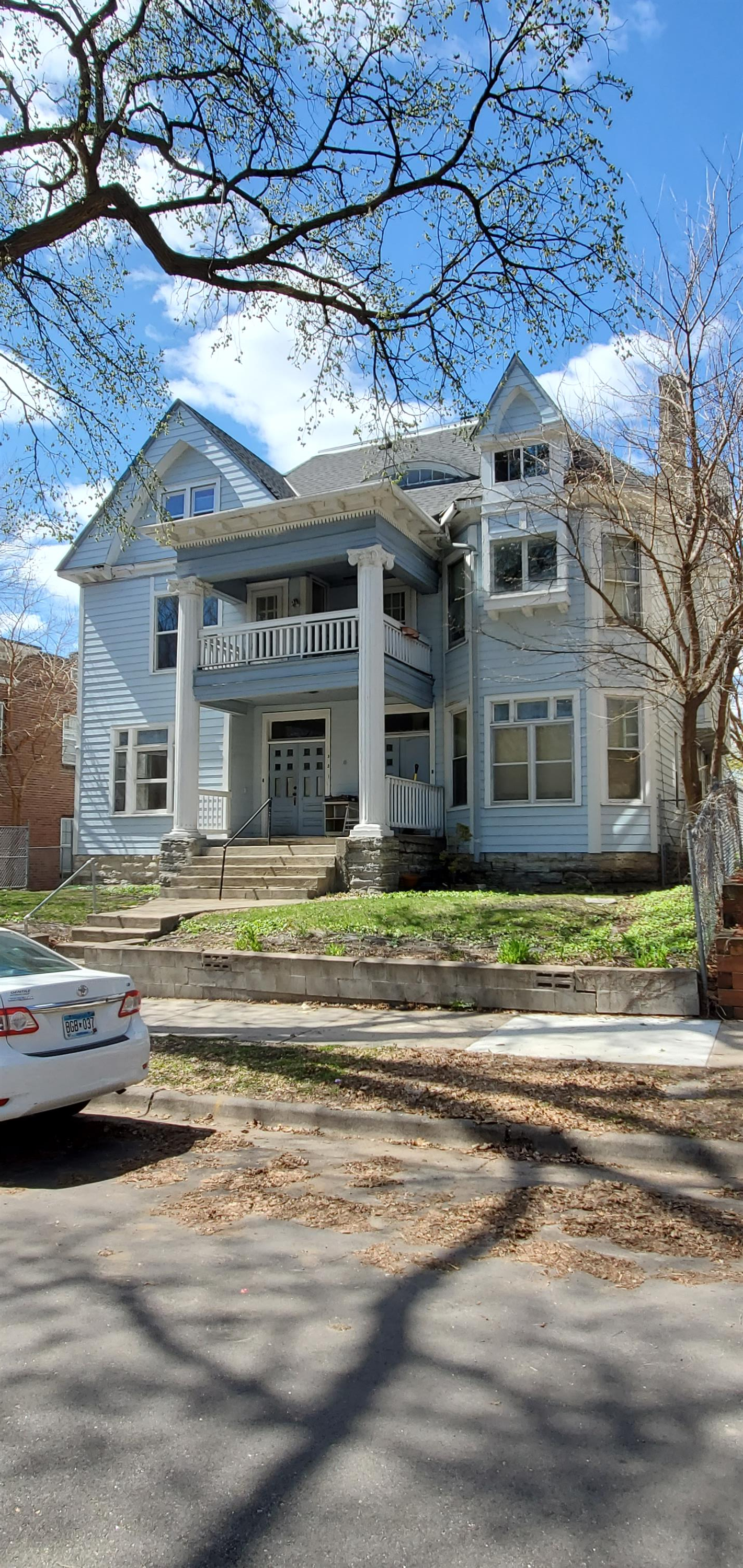 2620 3rd Avenue South - 2