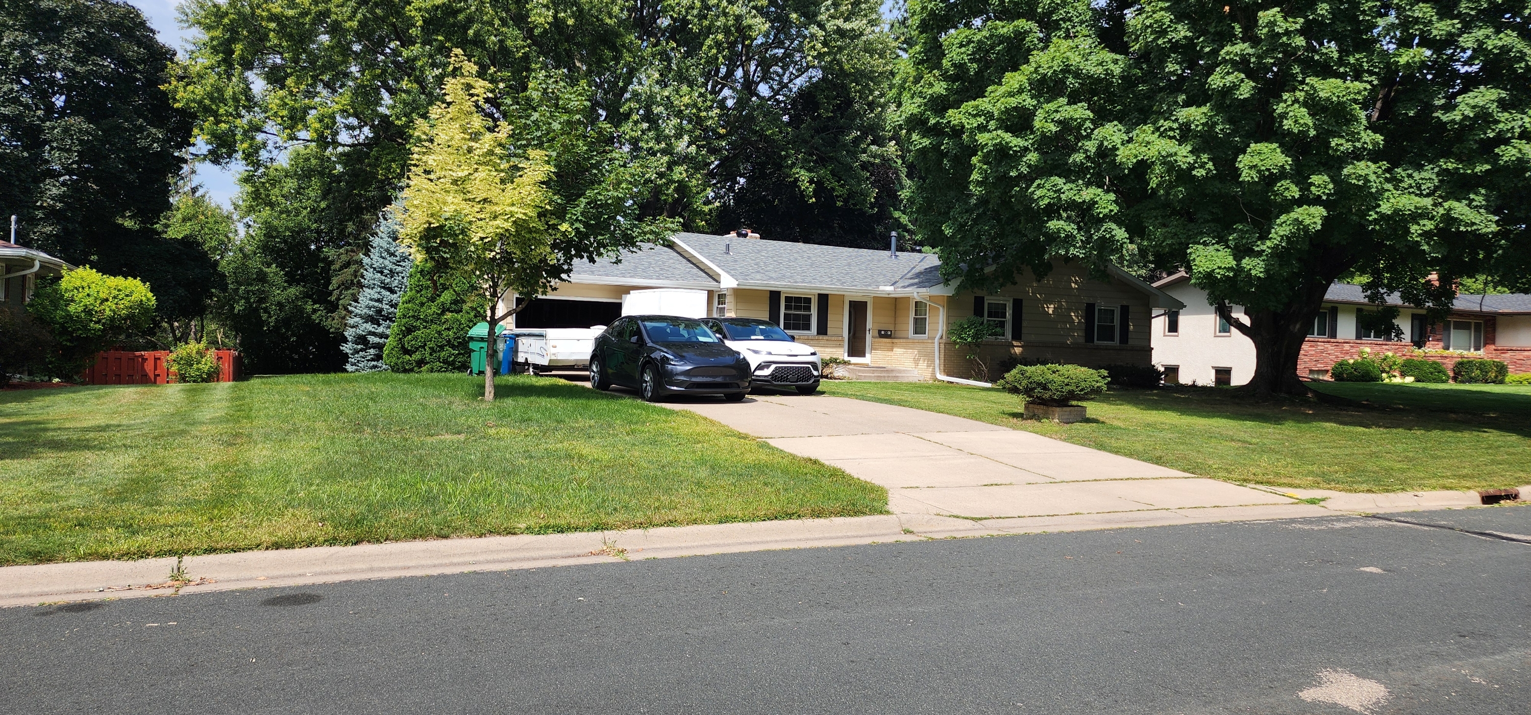 1141 Unity Avenue North