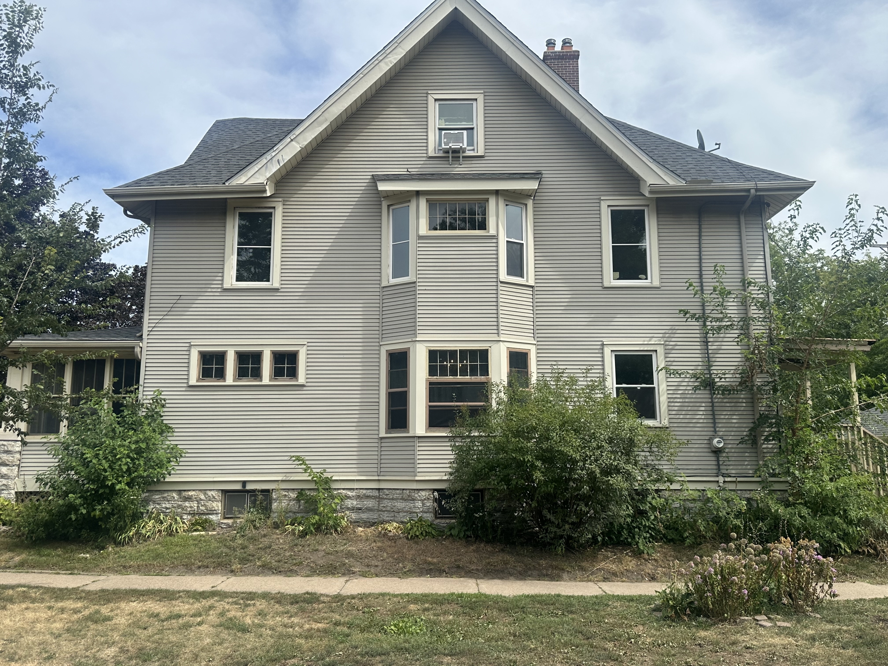 Property thumbnail image