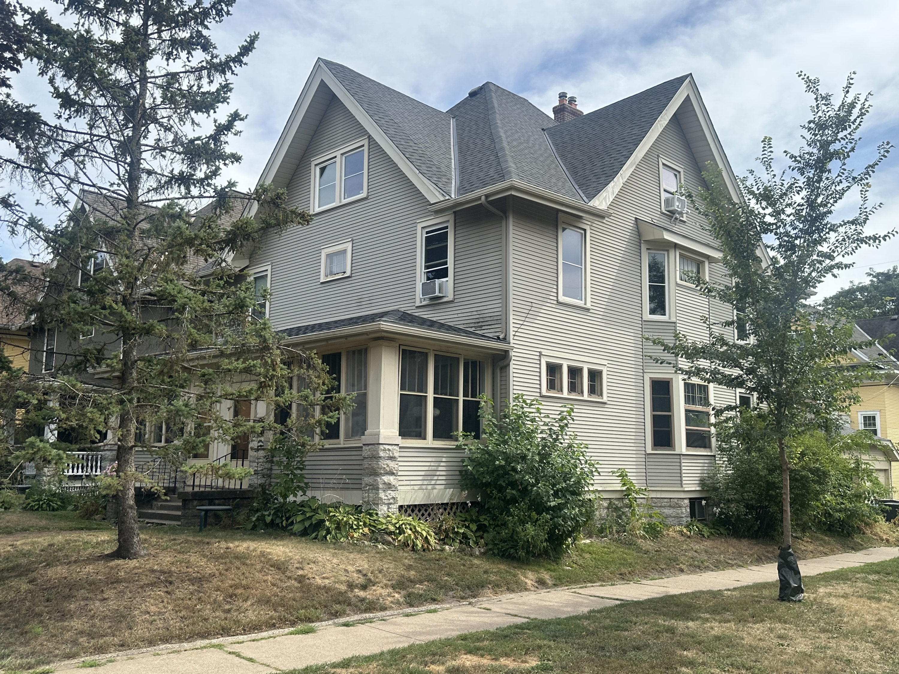 Property thumbnail image