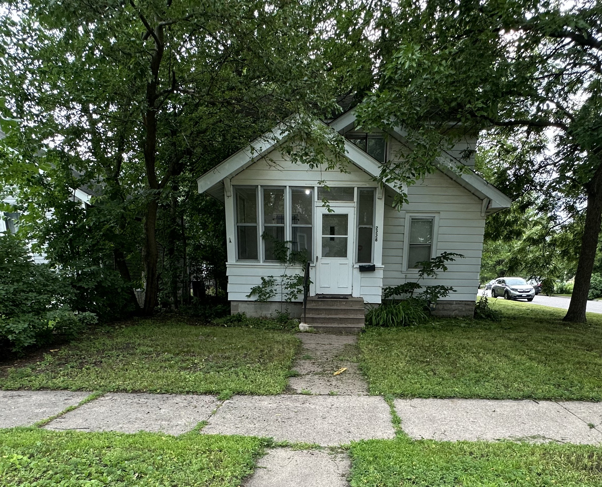 Property main image
