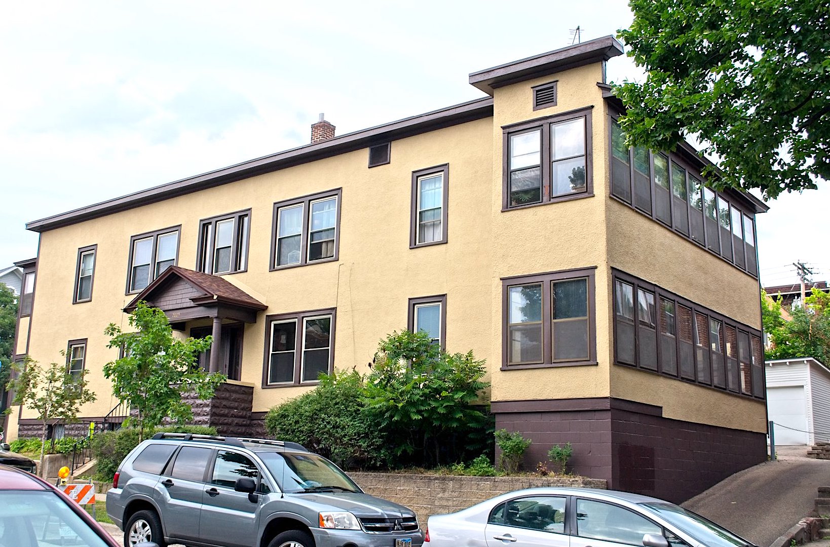 2005  Garfield Ave S. - Unit 4